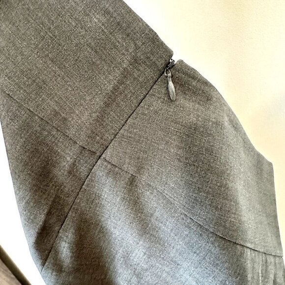 Theory Gray Skirt - Size 0 - Picture 6 of 9